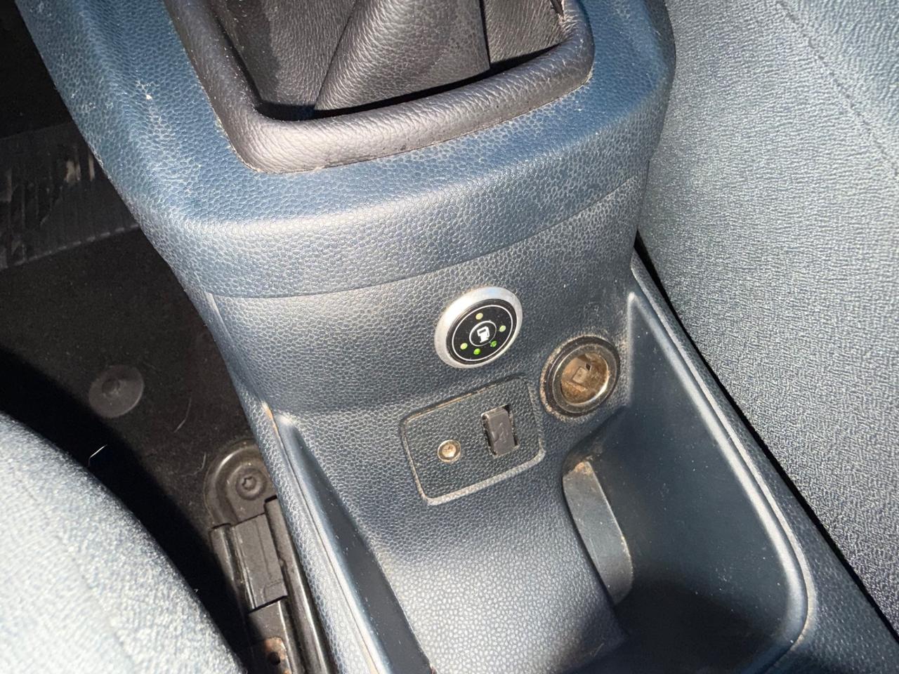 Ford Fiesta 1.4GPL 92CV 5p. GPL Titanium 2012 EU5
