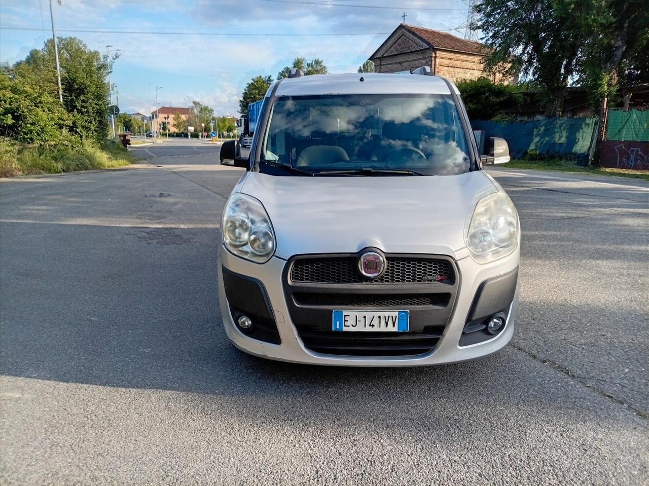 Fiat DDoblò 1.6 MJT 5 POSTI