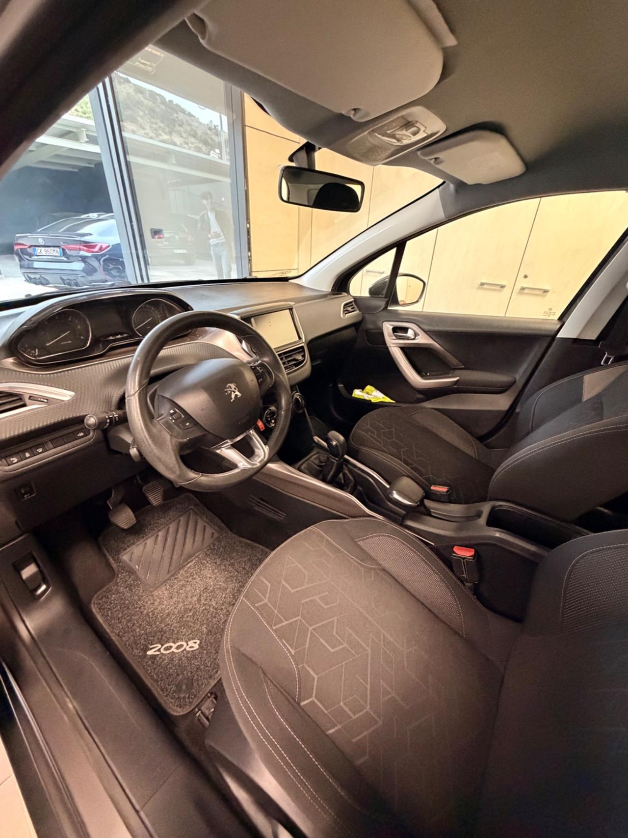 Peugeot 2008 1.6 e-HDi 92 CV Stop&Start Allure