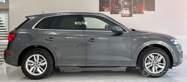 Audi Q5 2.0TDI 190CV S-Line x3