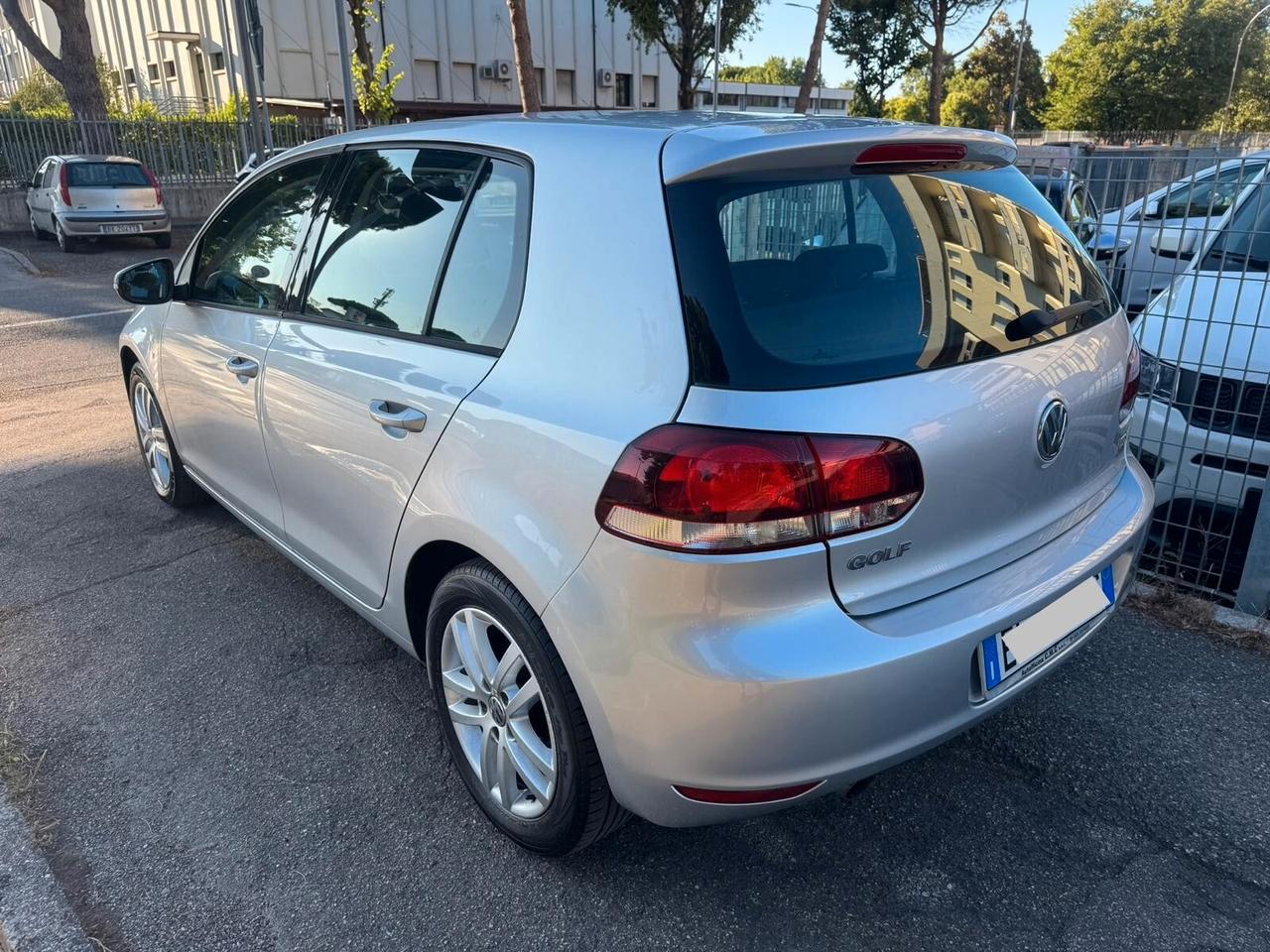 VW GOLF 1.6 TDI DSG 5p. NEOPATEN GARANZIA 12 MESI