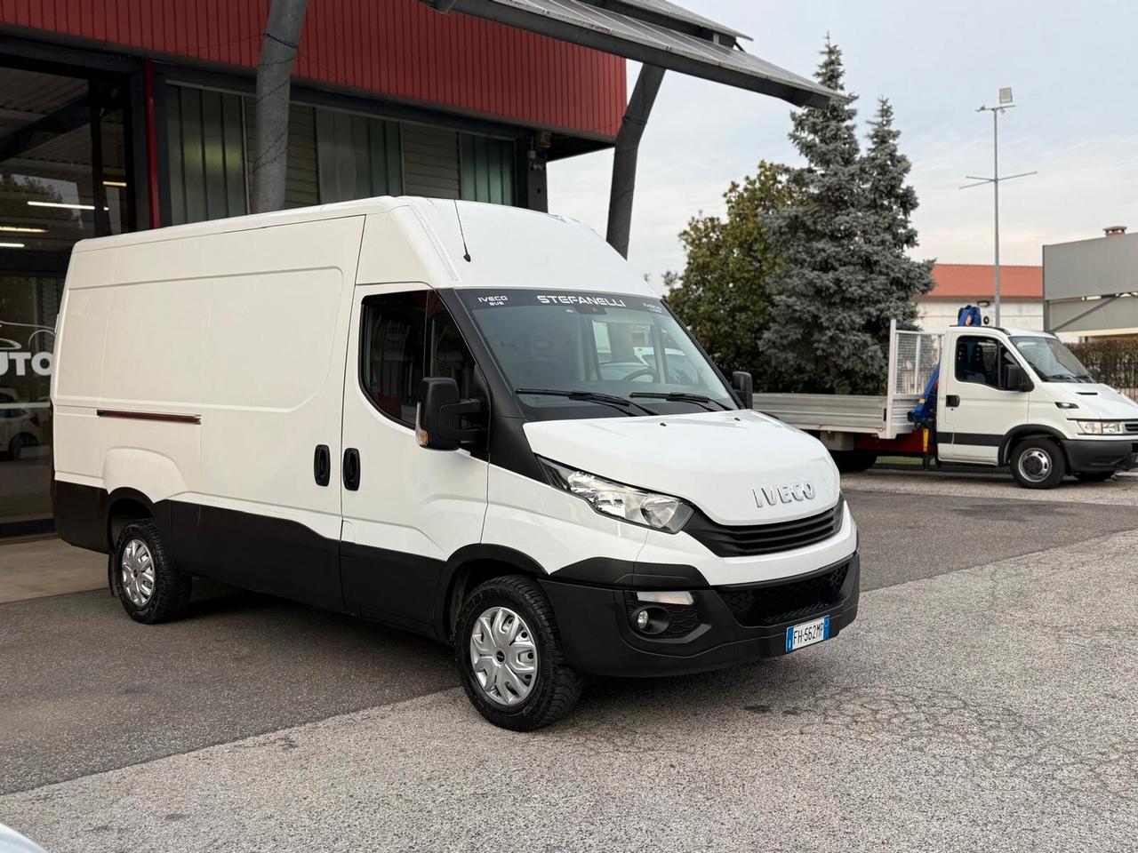 IVECO DAILY 2.3 MLJ 35-140 136CV 3 POSTI L3H2