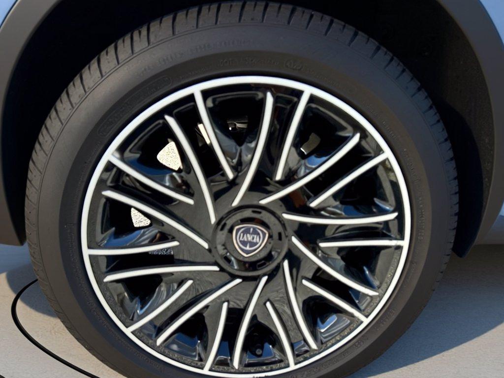 LANCIA Ypsilon 1.0 firefly hybrid gold s&s 70cv del 2022