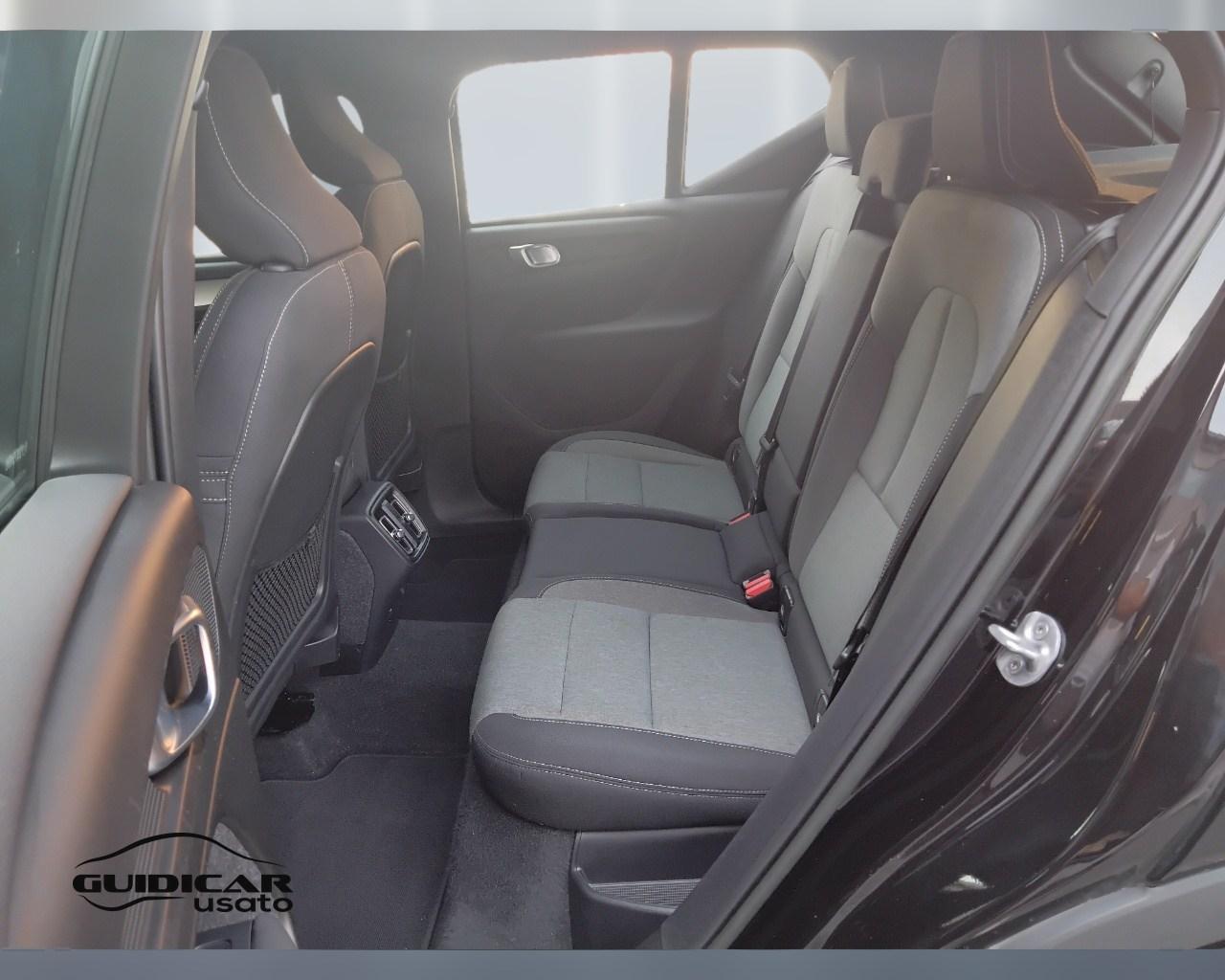VOLVO XC40 2023 - XC40 1.5 t2 Core auto