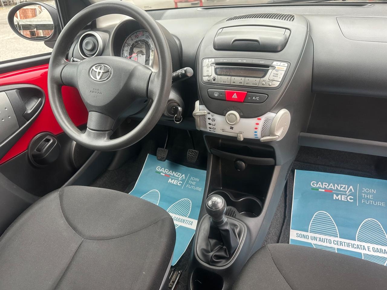 Toyota Aygo 1.0 12V VVT-i 5 porte Lounge Connect