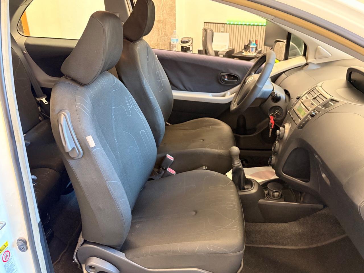 Toyota Yaris 1.0 12 MESI DI GARANZIA NUOVISSIMA