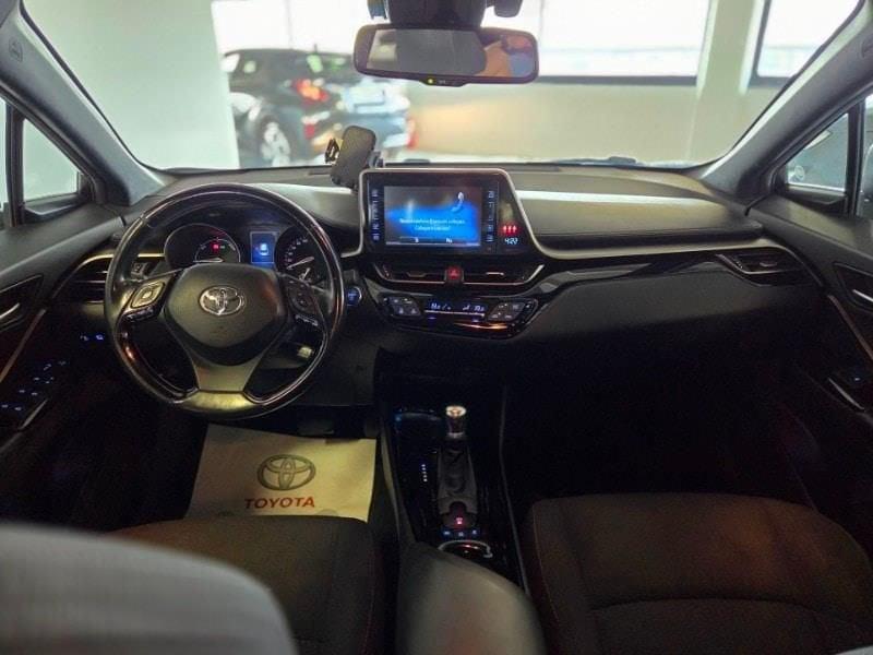 Toyota C-HR (2016-2023) 1.8 Hybrid E-CVT Trend