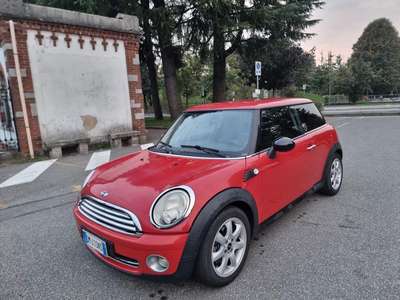Mini 1.4 16V One Candele da cambiare
