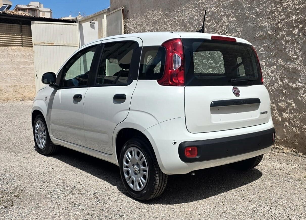 Fiat Panda 1.0 70CV S&S Hybrid - Nuova KM ZERO