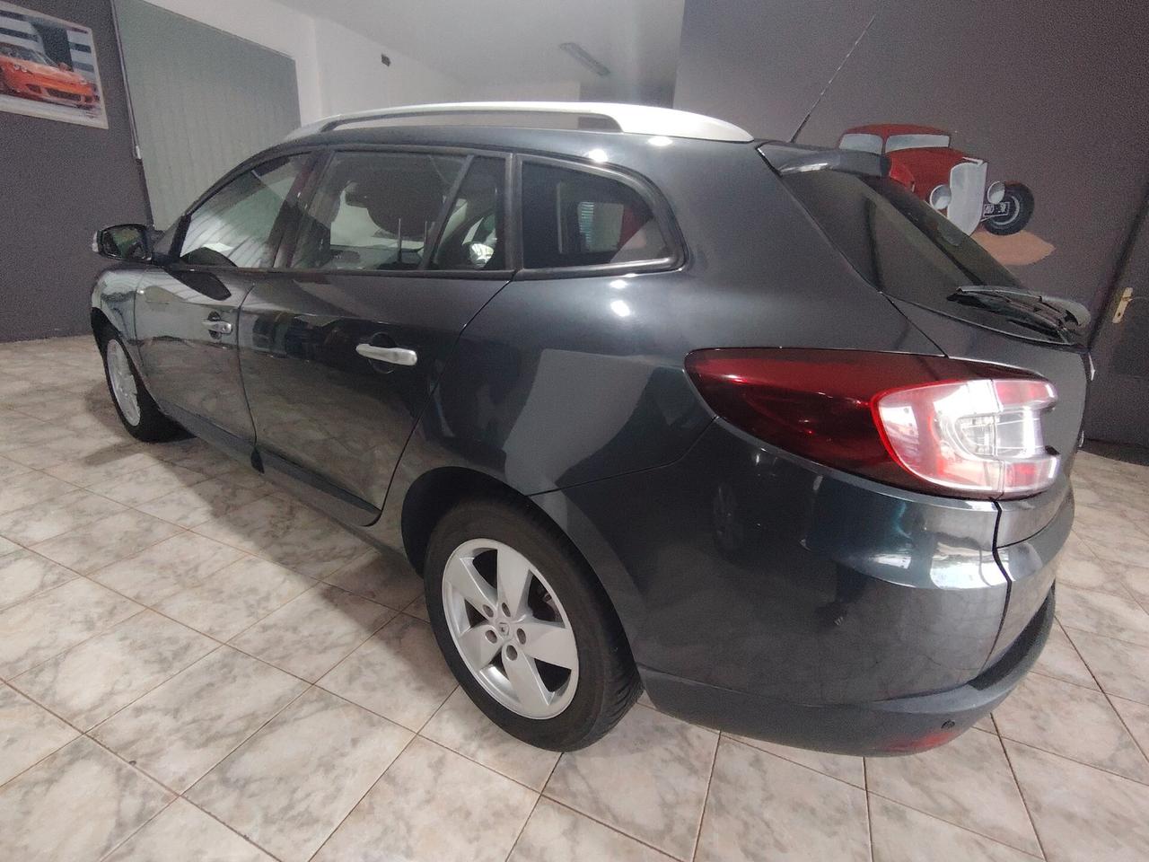 Renault Megane Mégane 1.5 dCi 110CV SporTour Confort