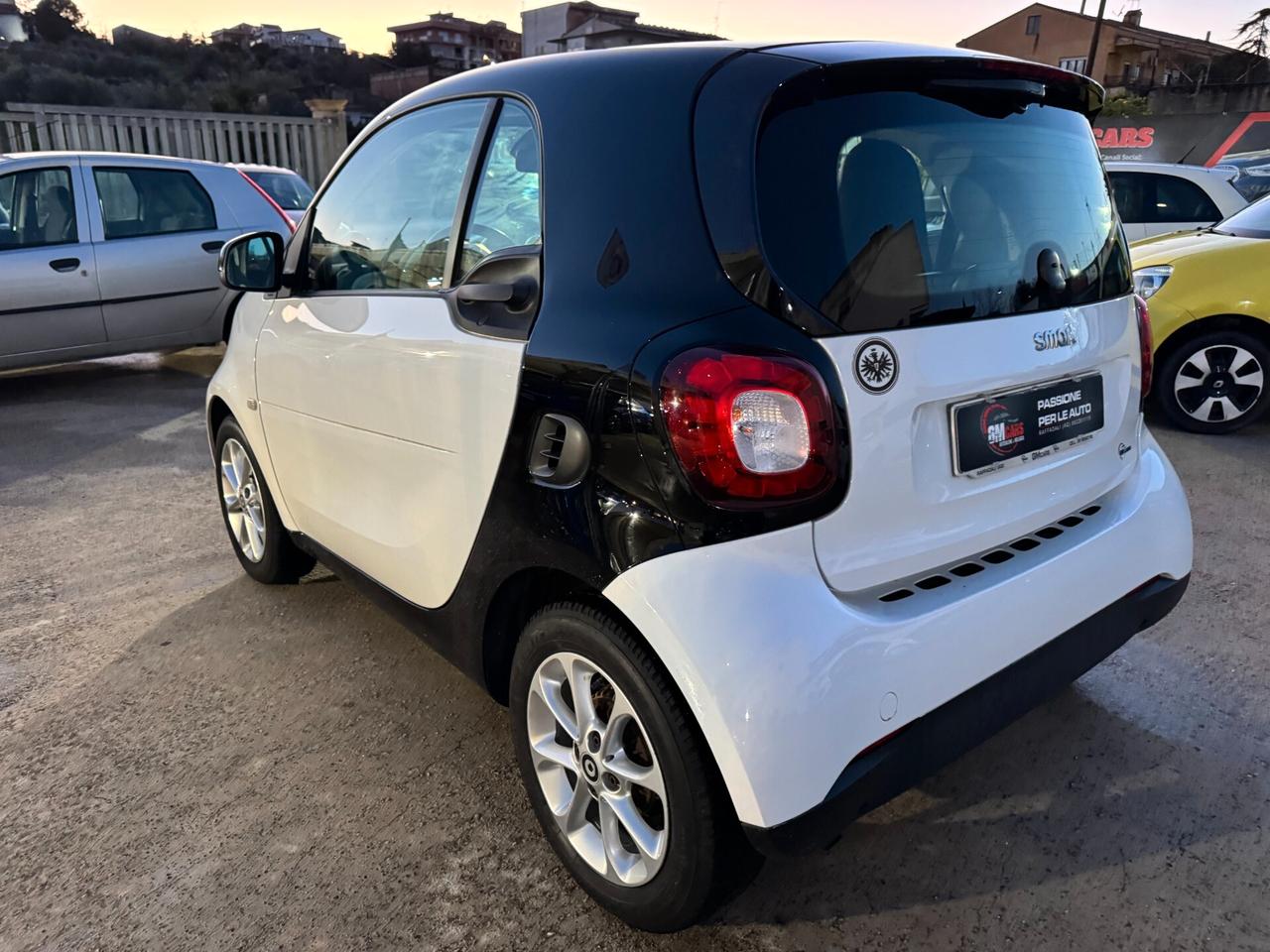 Smart ForTwo 1000 62 kW coupé passion