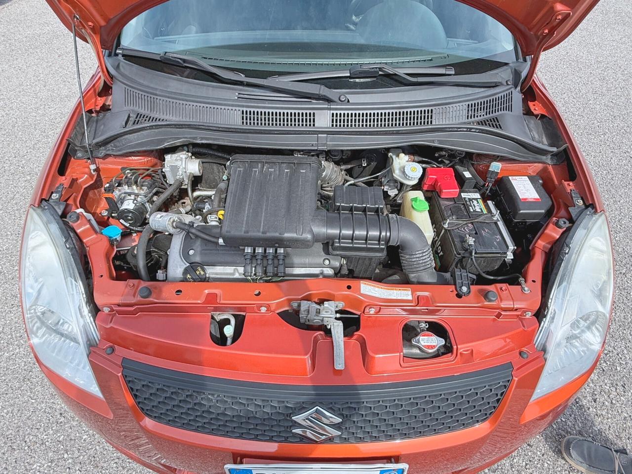 Suzuki Swift 1.3 4x4 5p. GL