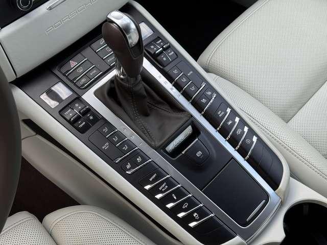 Porsche Macan 3.6 Turbo PERFORMANCE 400cv pdk