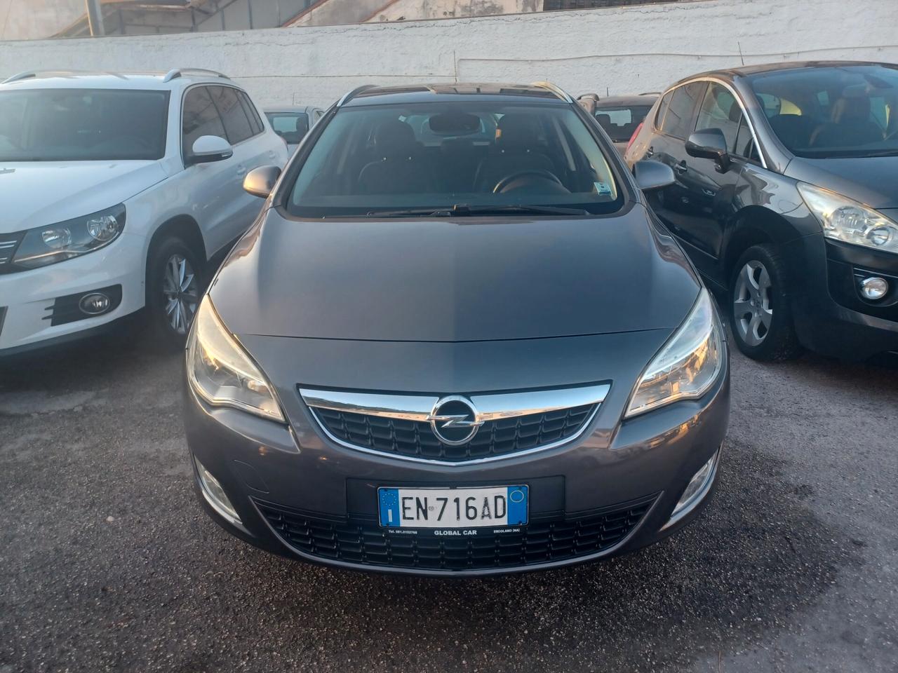 Opel Astra 1.7 CDTI 110CV Sports Tourer Cosmo