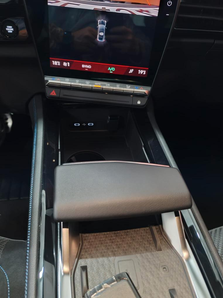 Renault Austral 1.2 E-Tech full hybrid Techno Esprit Alpine 200cv auto