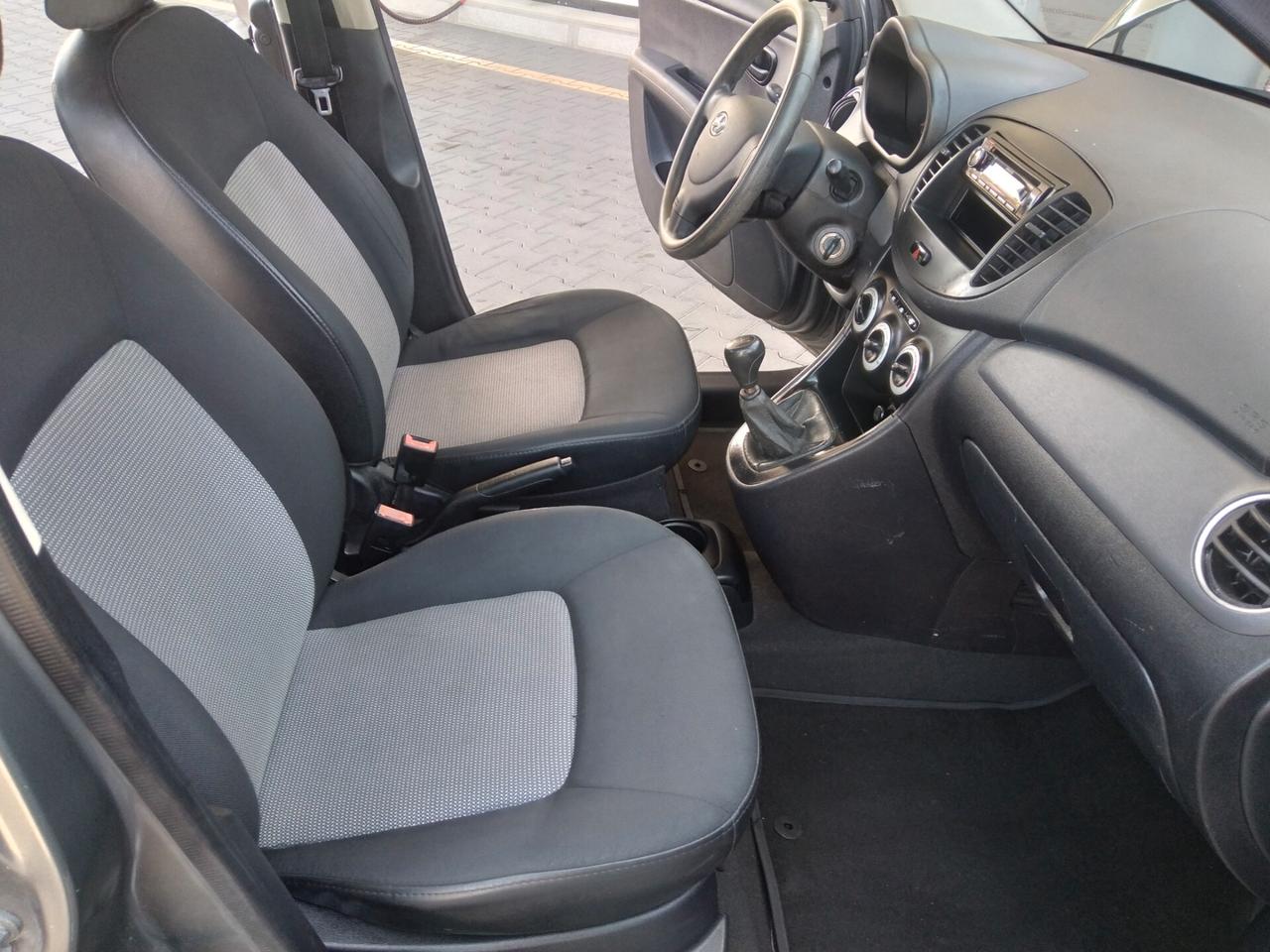 Hyundai i10 1.1 12V 64cv BlueDrive GPL Style x neopatentati