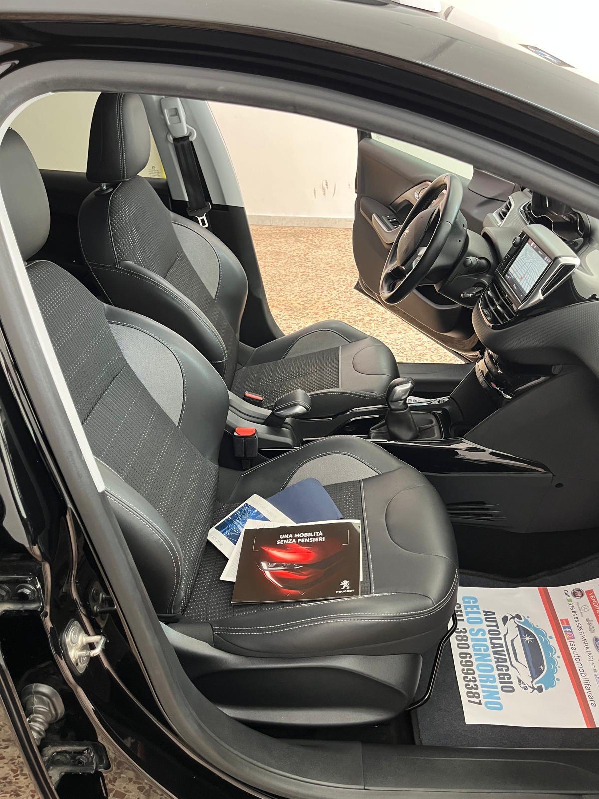 Peugeot 2008 BlueHDi 100 S&S Allure