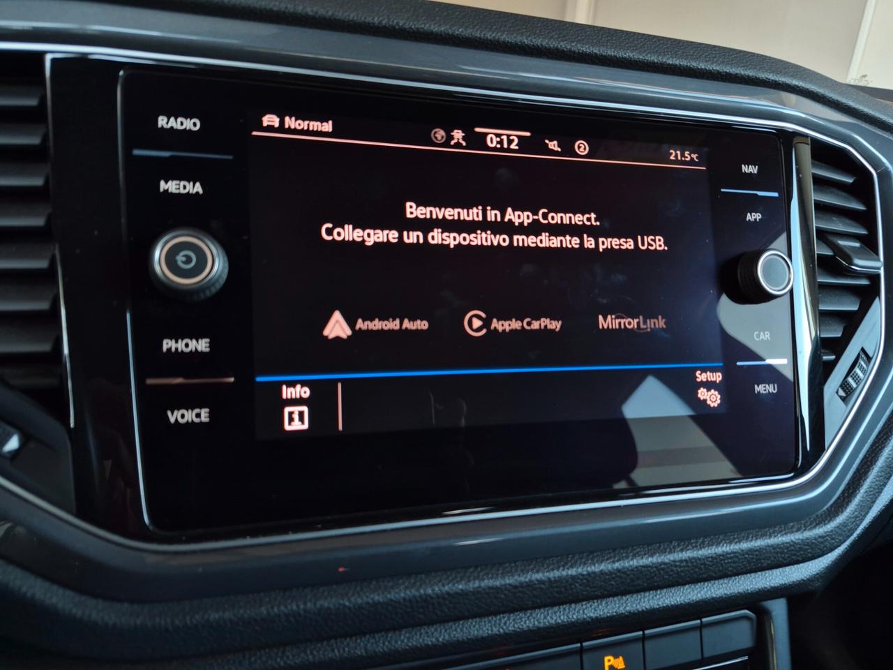 Volkswagen T-Roc 1.5 TSI (BENZINA) R-LINE SPORT LED COCKPIT PRO RETROCAM. CARPLAY 18"