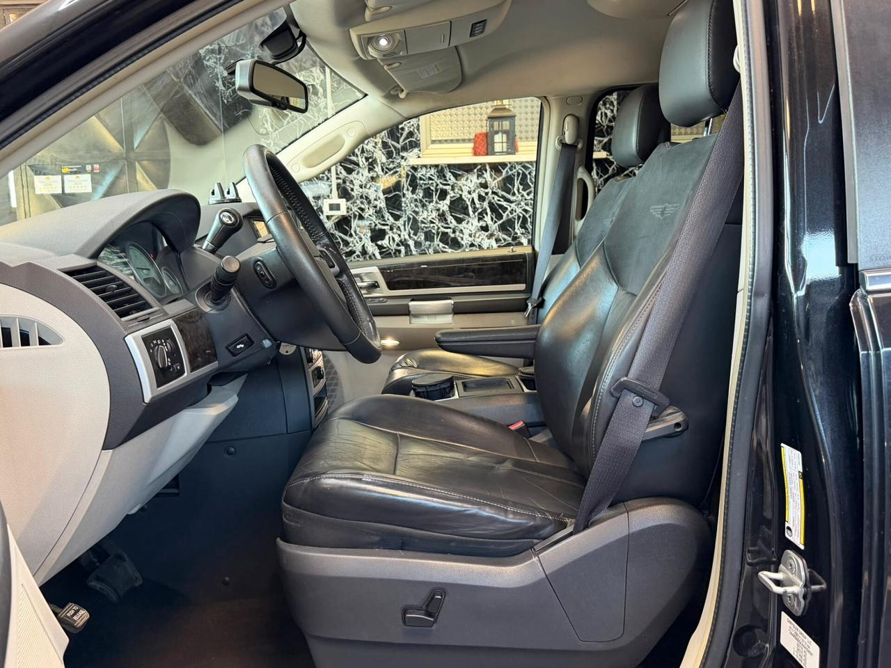 Chrysler Grand Voyager 2.8 CRD DPF Limited