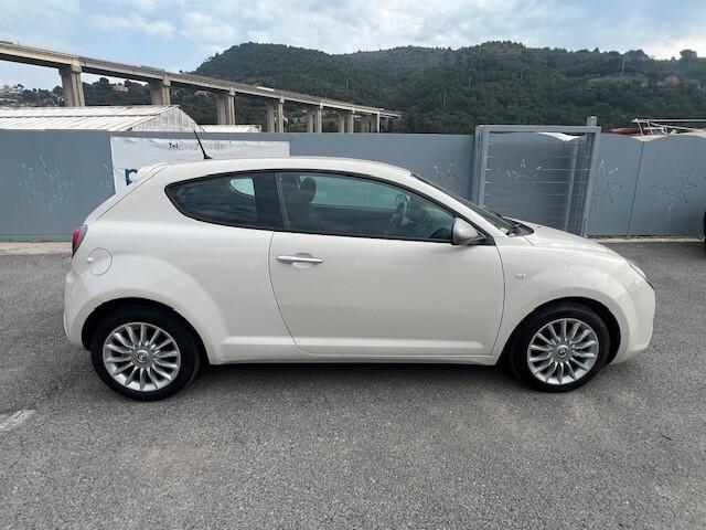 Alfa Romeo MiTo 1.6 JTDm-2 S&S Distinctive