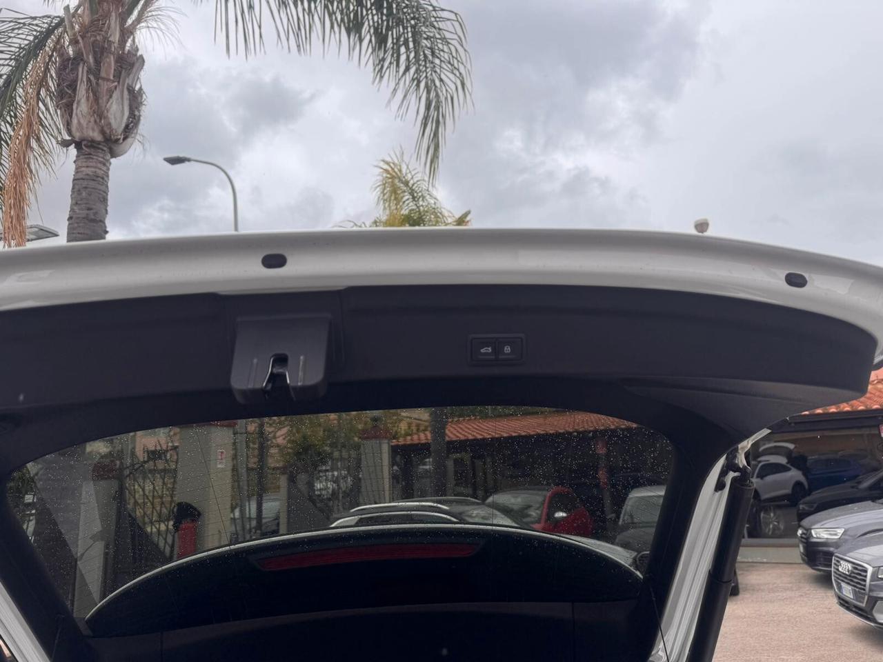 Audi Q3 Sportback 35 TDI quattro S line edition Tetto