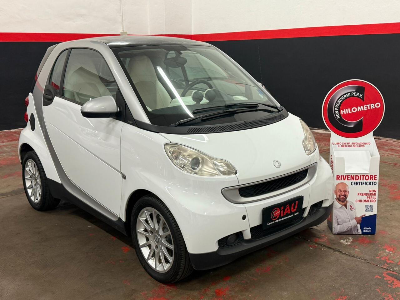 Smart ForTwo 1000 62 kW coupé passion