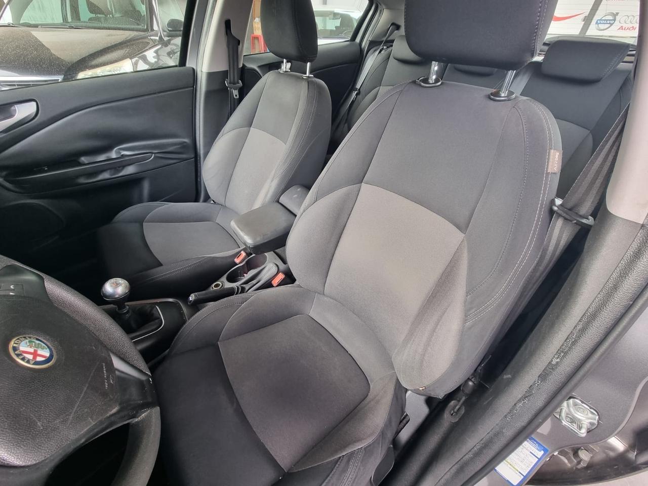 Alfa Romeo Giulietta 1.6 JTDm-2 105 CV Exclusive