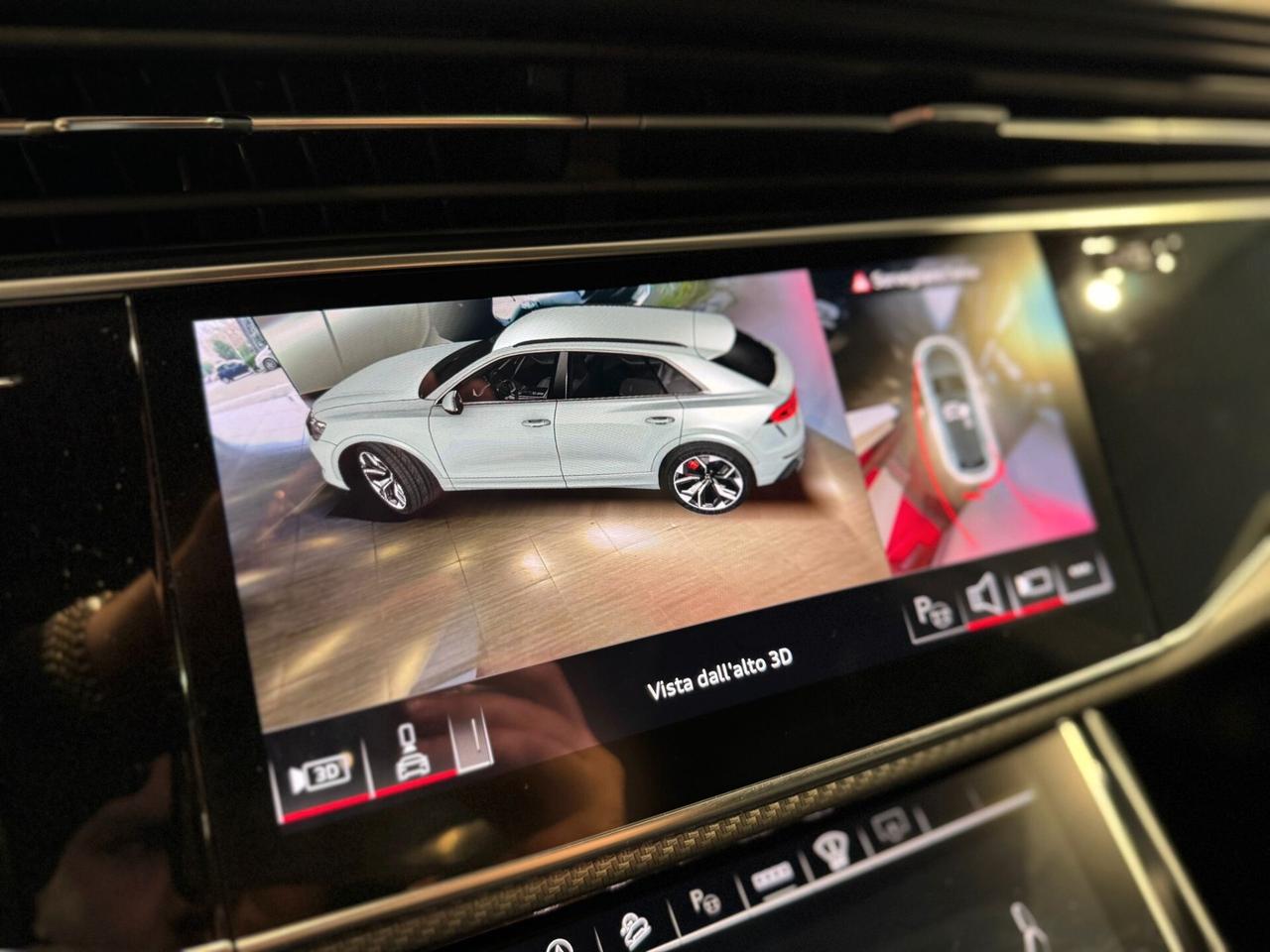 Audi RS Q8 quattro V8 tiptronic