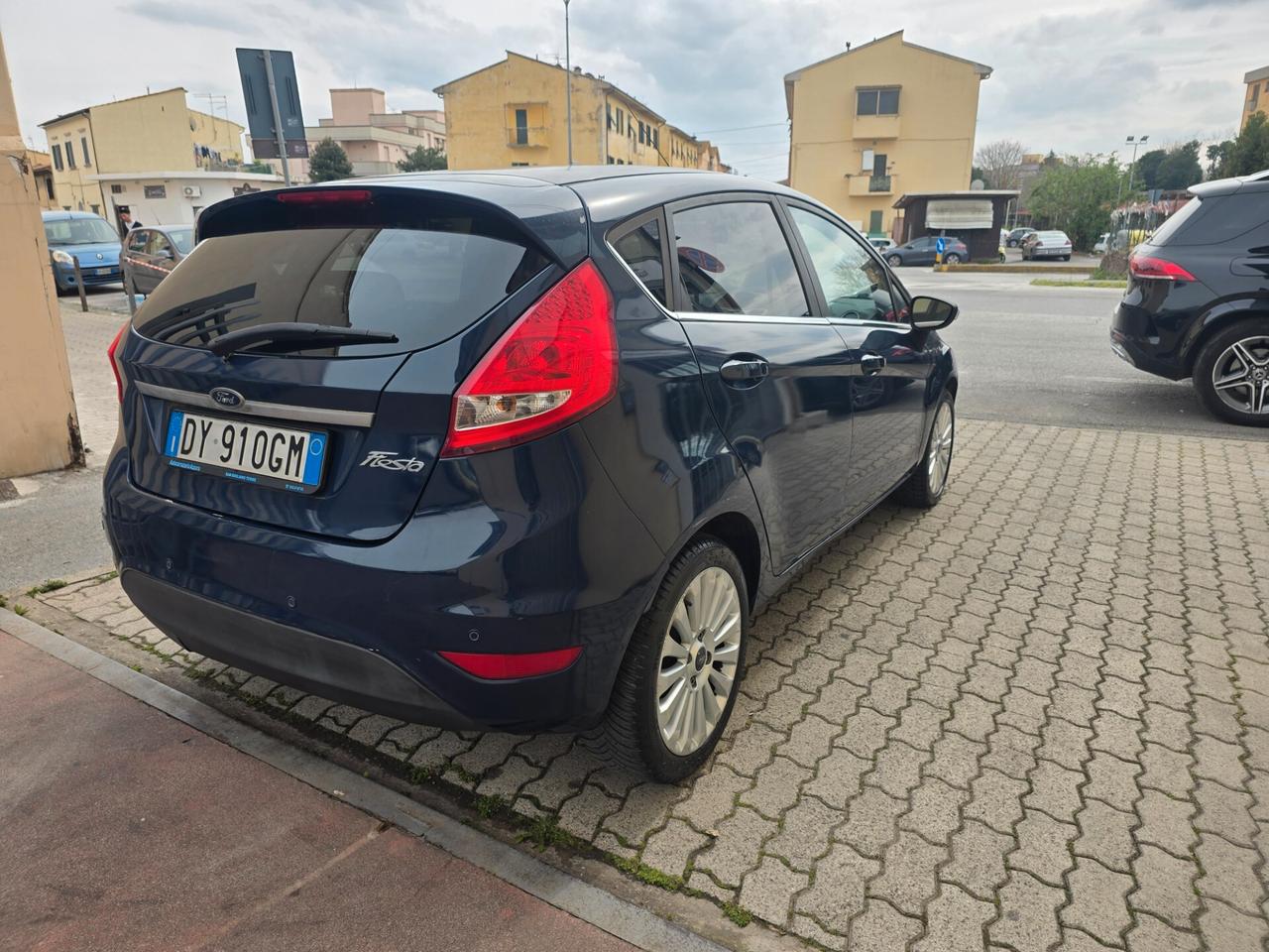 Ford Fiesta Fiesta 1.4 5 porte Bz.- GPL