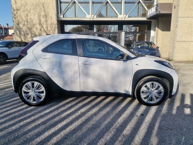 Toyota Aygo X 1.0 72cv Active