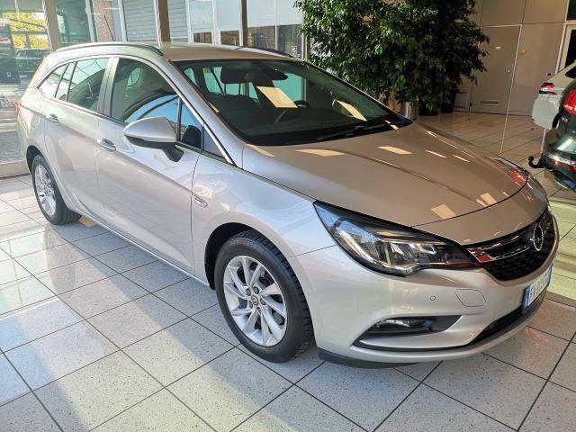 OPEL Astra 1.6 CDTi 136CV AT6. Sports Tourer Business