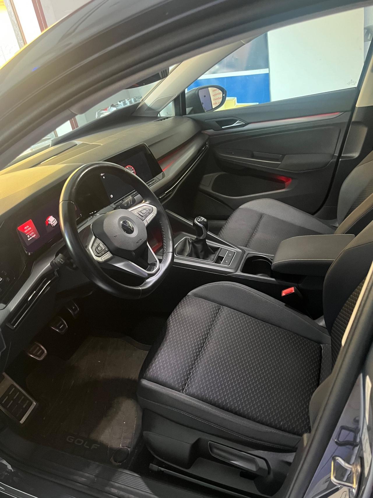Volkswagen Golf 2.0 TDI 115 CV active