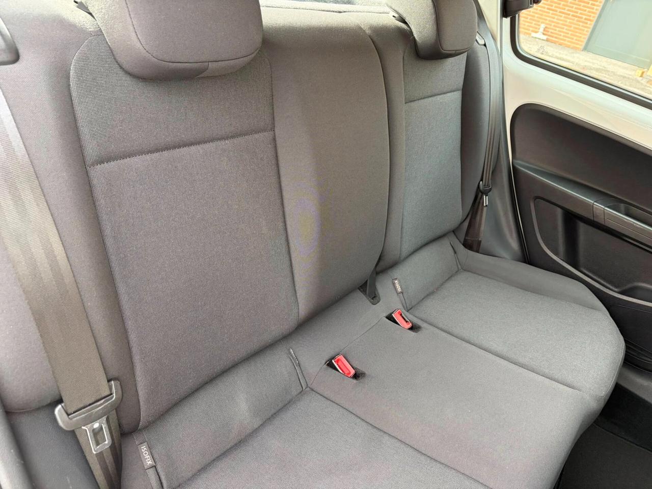 VOLKSWAGEN UP! 1.0cc MUVI 5Porte