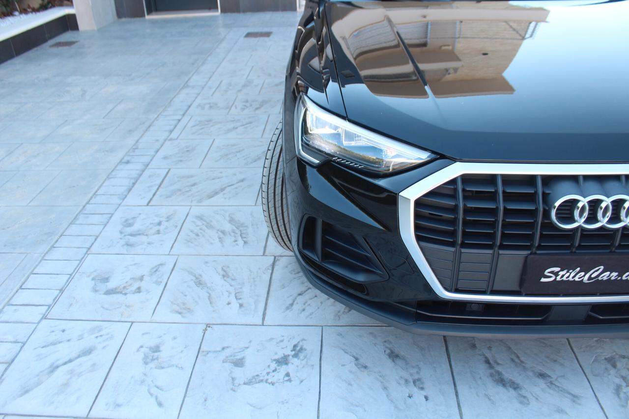 Audi Q3 35 TDI S tronic Business