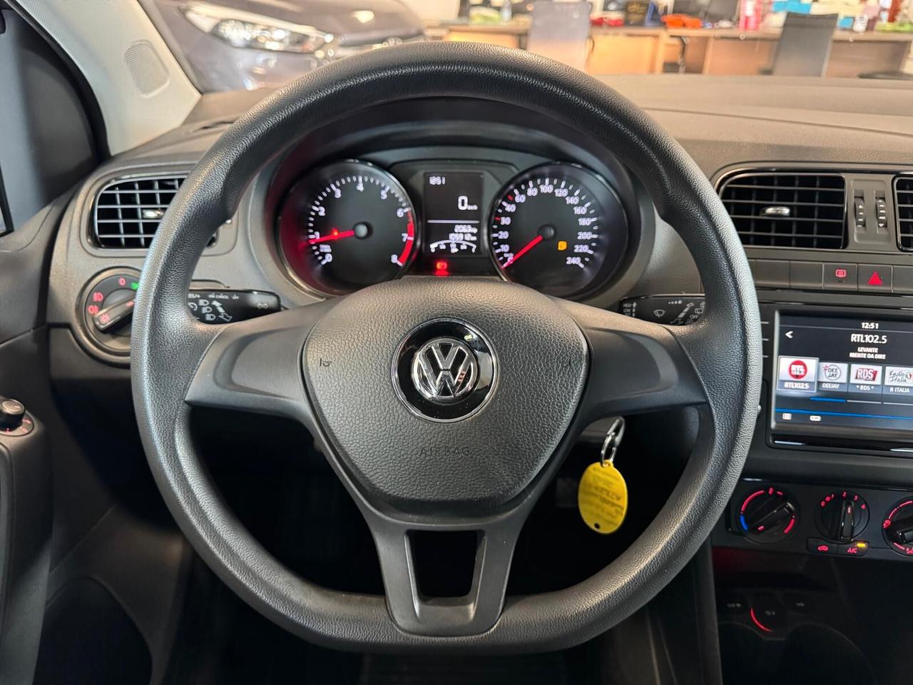 Volkswagen Polo 1.0 MPI BENZ 60CV 5P TRENDLINE 2016