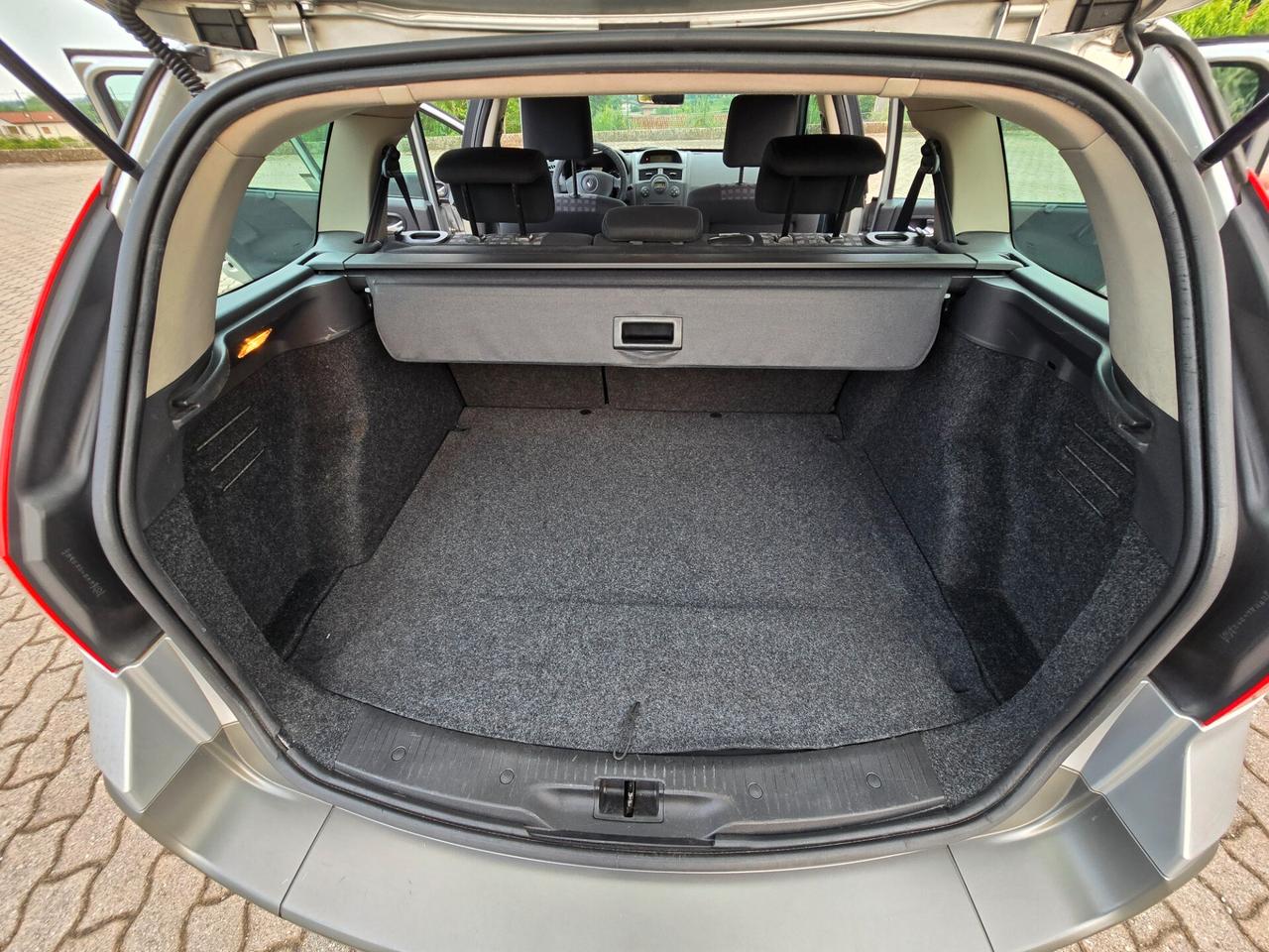Renault Megane 1.5 dCi/105CV Dynamique ok Neopatentati