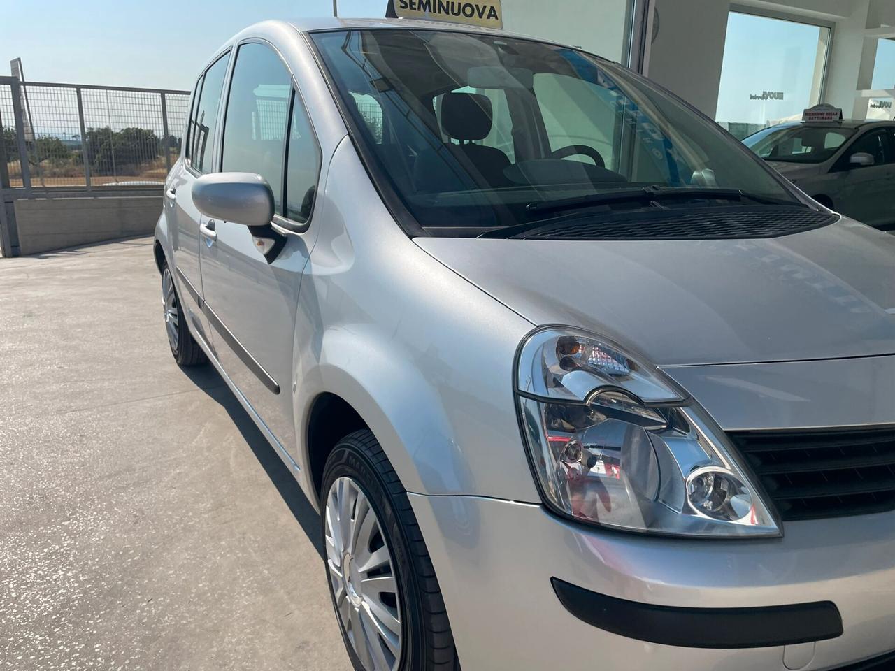 Renault Modus 1.2 16V Luxe ok neopatentati