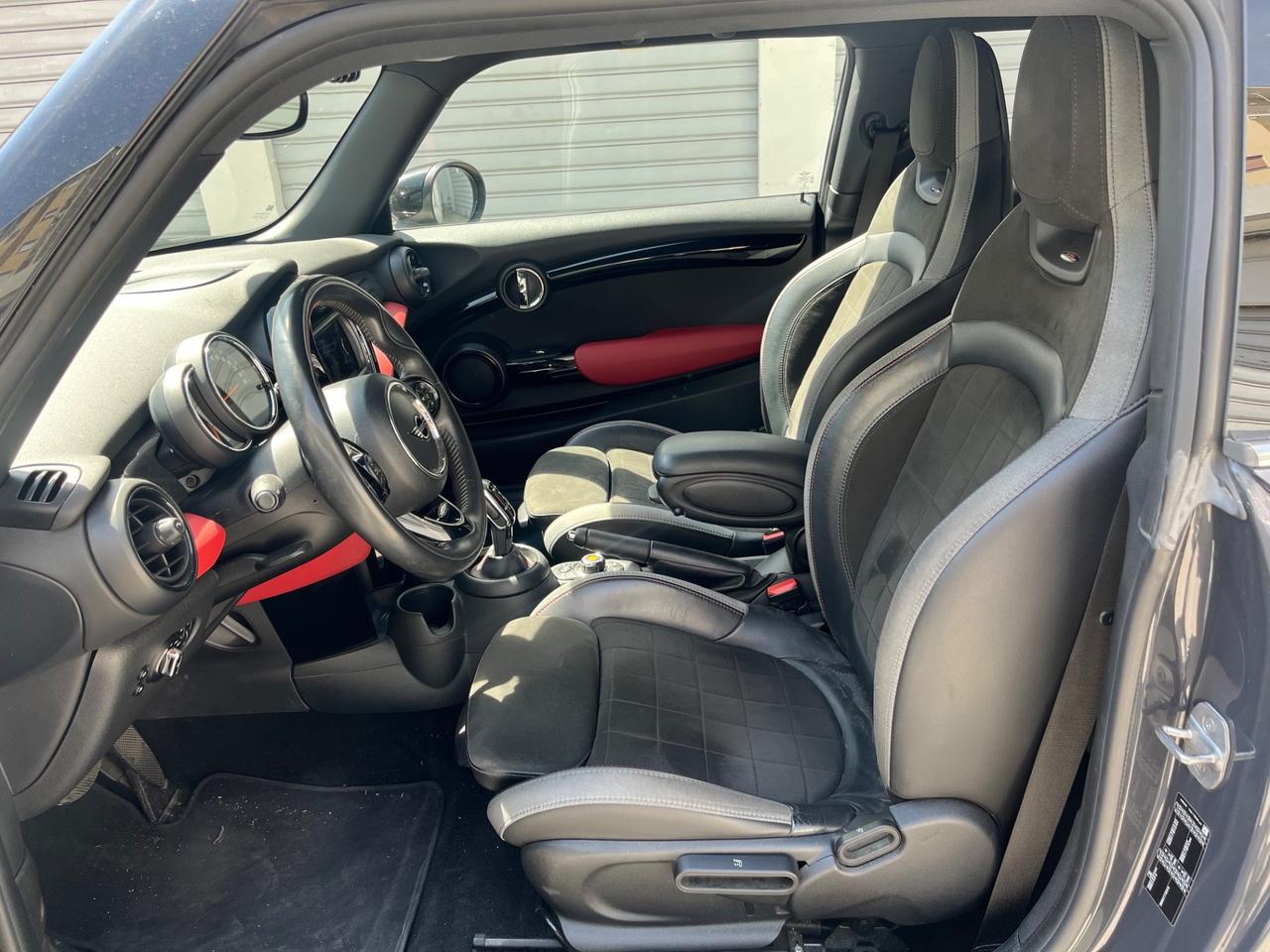 Mini 2.0 Cooper S 192CV Da VETRINA