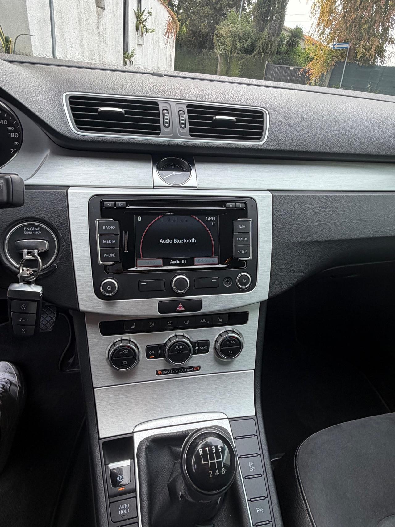 Volkswagen Passat 2.0 TDI Highline BlueM. Tech.