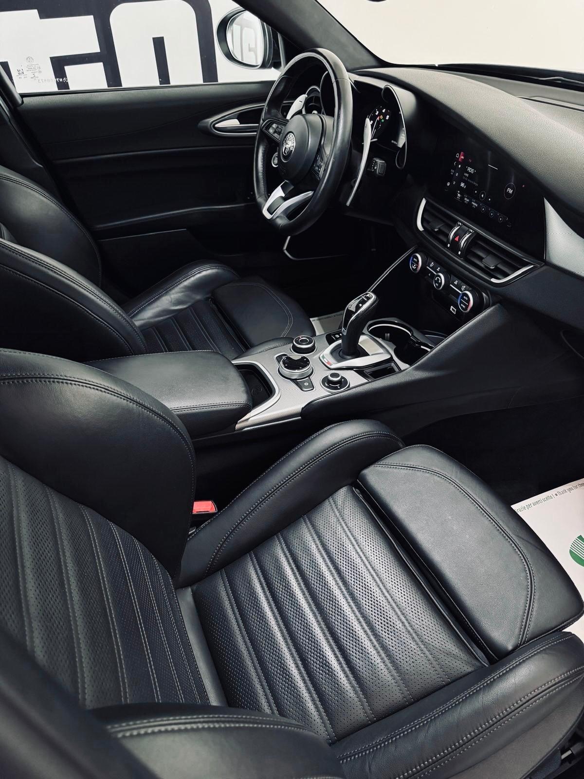Alfa Romeo Giulia 2.2 Turbodiesel 210 CV AT8 Q4 Veloce