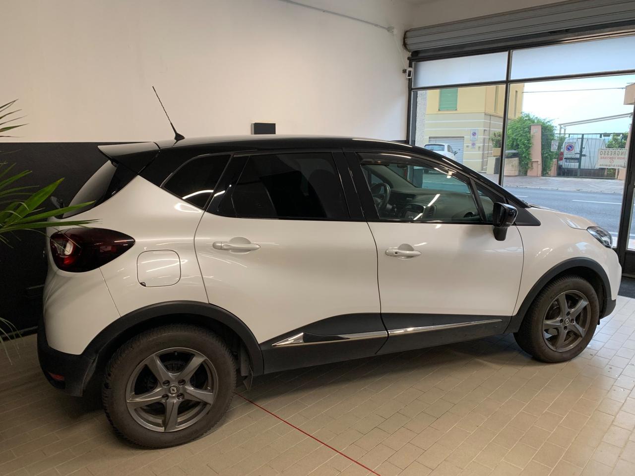 Renault Captur TCe 90 CV