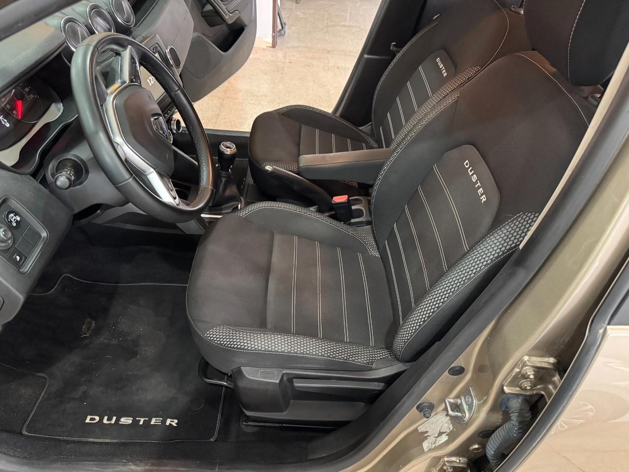 Dacia Duster 1.6 SCe GPL 114 cv. Prestige NAVIGATORE-OK NEOPATENTATI