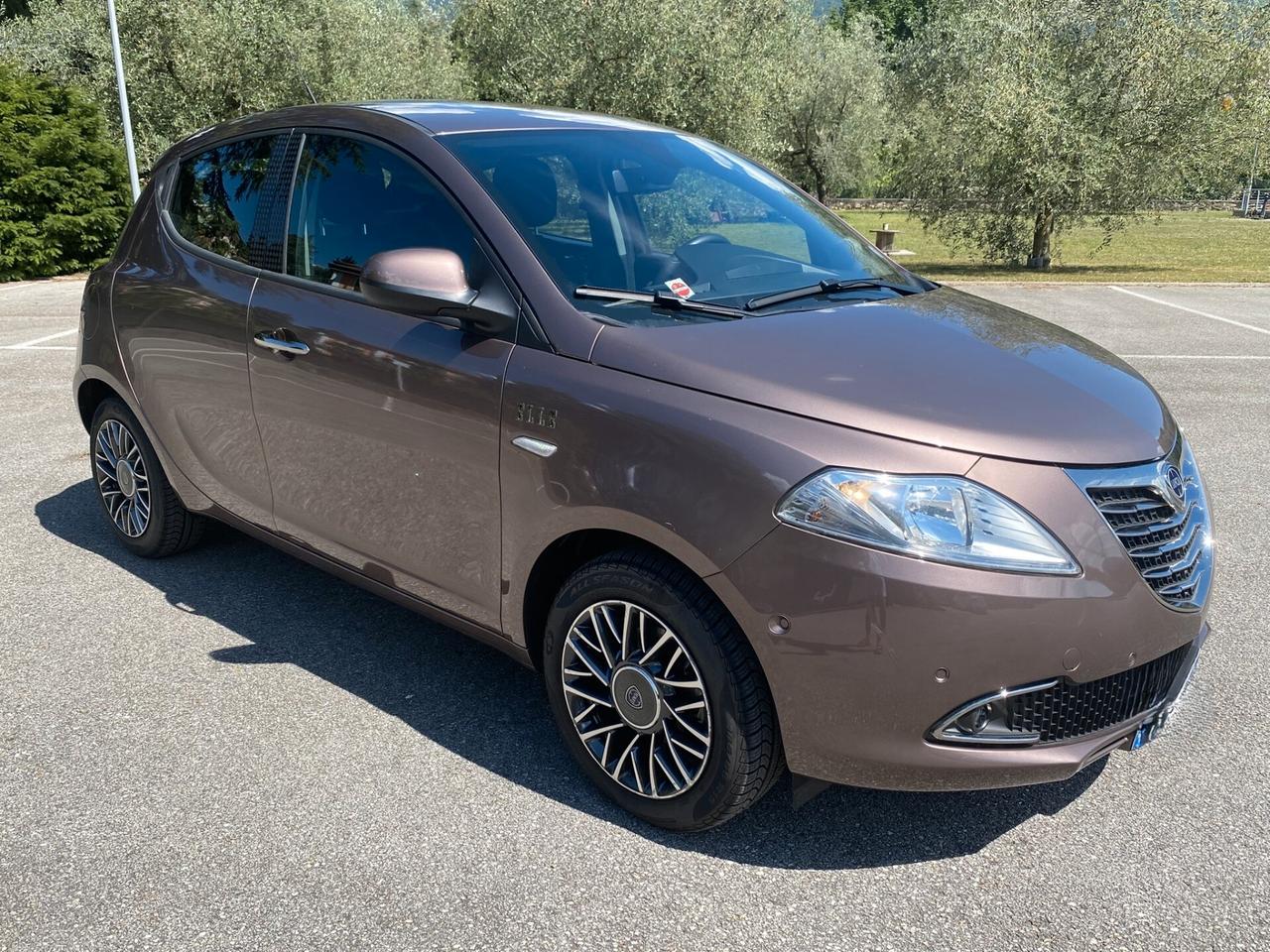 Lancia Ypsilon 1.2 69 CV 5 porte Elle