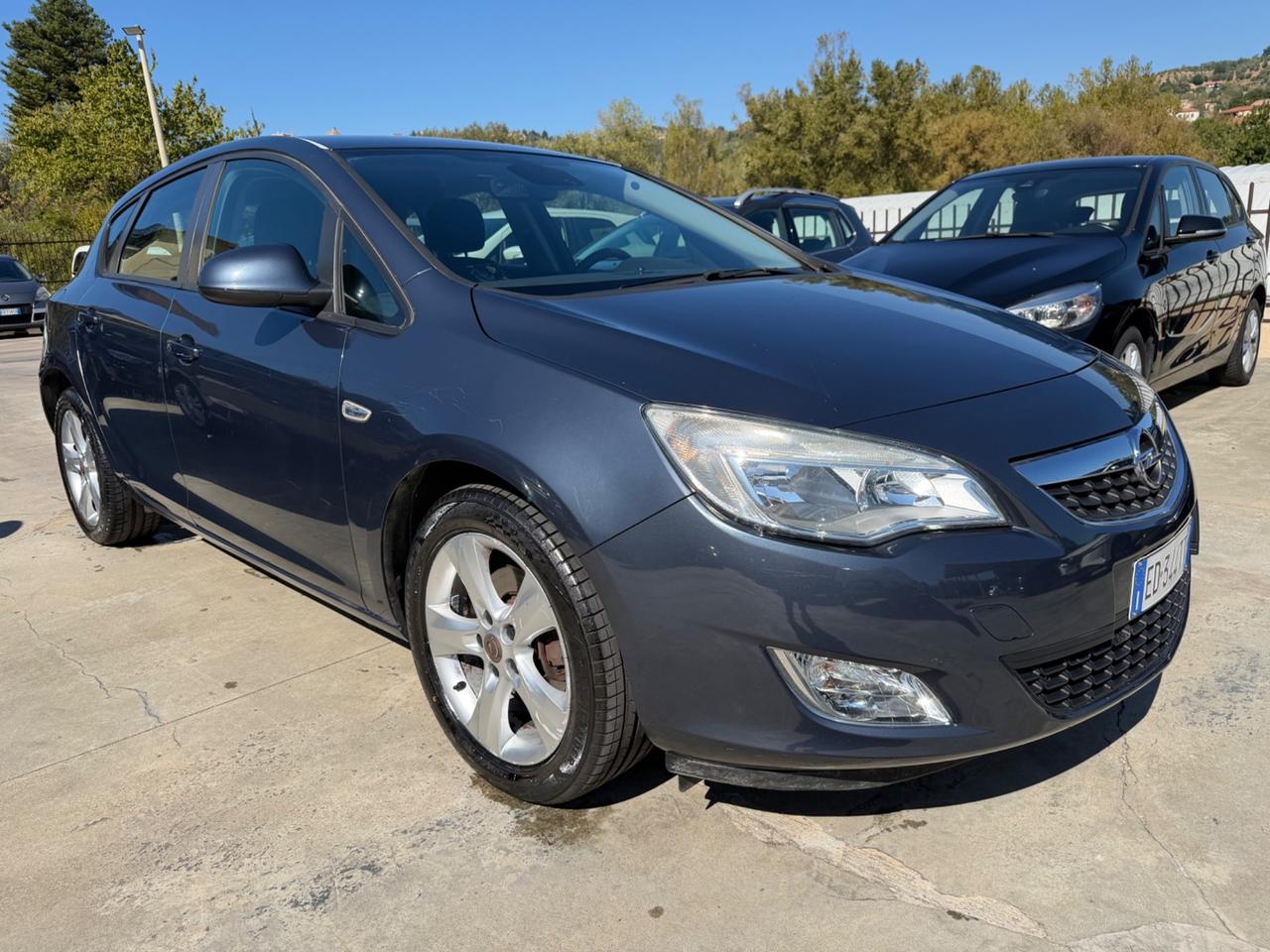Opel Astra 1.7 CDTI 110CV 5 porte Cosmo / 174.000KM