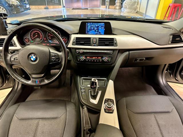 BMW 318 d Touring aut. NAVI - SENSORI - TAGLIANDI