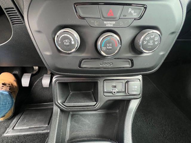 JEEP Renegade 1.6 Mjt 120 CV Longitude GANCIO TRAINO 1 PROPRIET.