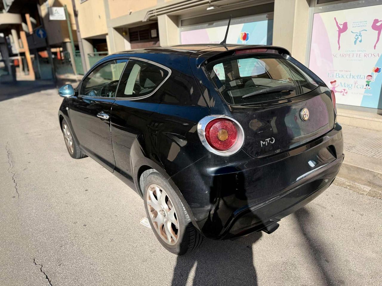 Alfa Romeo MiTo 1.3 JTDm-2 95 CV S&S Distinctive Premium Pack