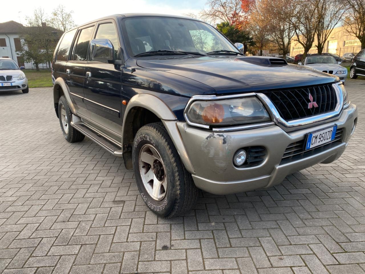 Mitsubishi Pajero Sport Pajero Sport 2.5 TDI cat GLS Target Autocarro