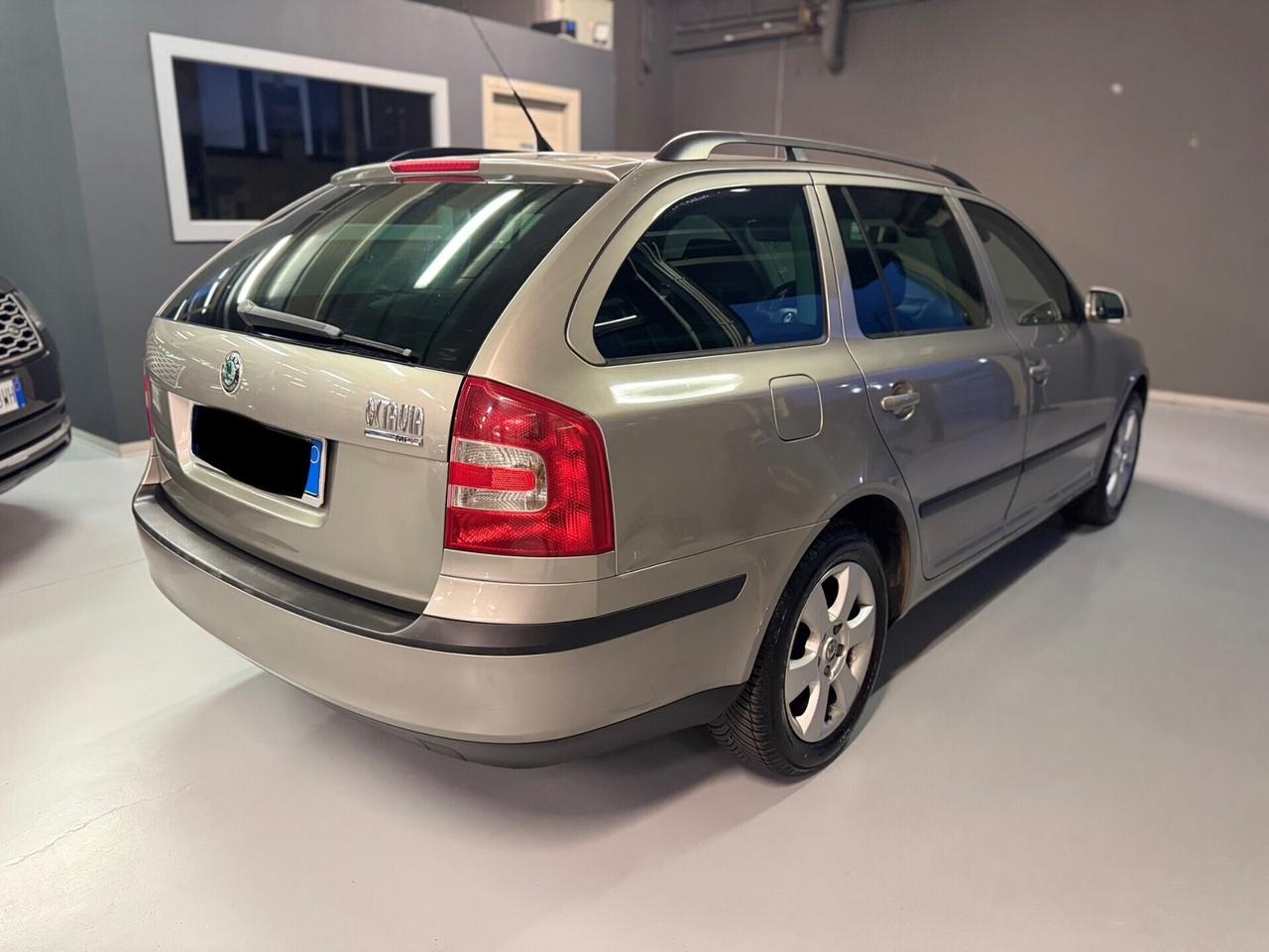 Skoda Octavia 1.6 Wagon Comfort