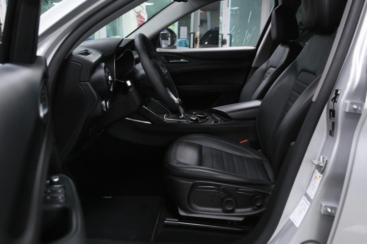 Alfa Romeo Stelvio 2.2 Turbodiesel 210 cv AT8 Q4 Super